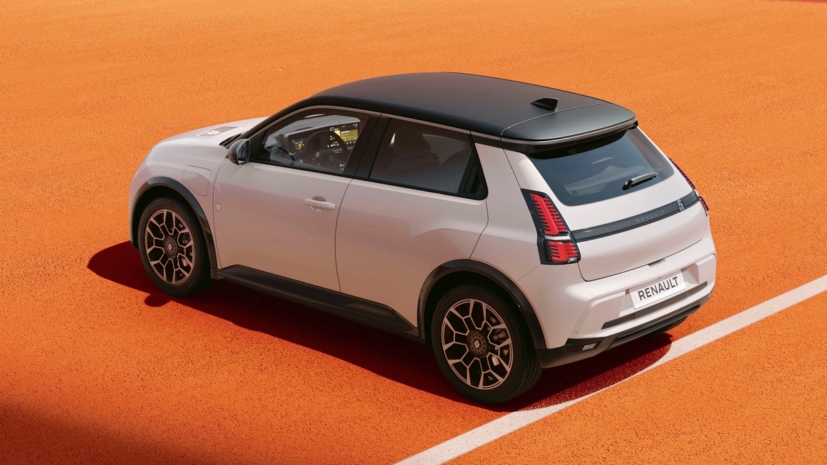 İKONİK RENAULT 5, ROLAND-GARROS’YA ÖZEL OLARAK YENİDEN TASARLANDI 1 İKONİK RENAULT 5, ROLAND-GARROS’YA ÖZEL OLARAK YENİDEN TASARLANDI