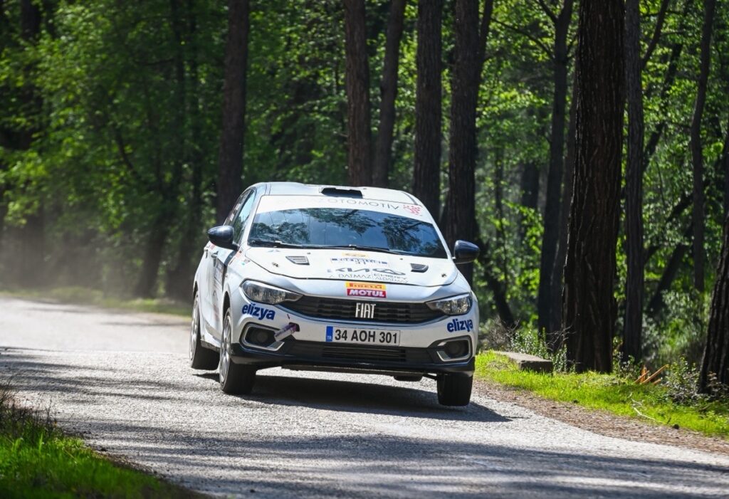 Alptekin Işıkalp'ten Marmaris'te Podyum Başarısı 5 Alptekin Işıkalp'ten Marmaris'te Podyum Başarısı