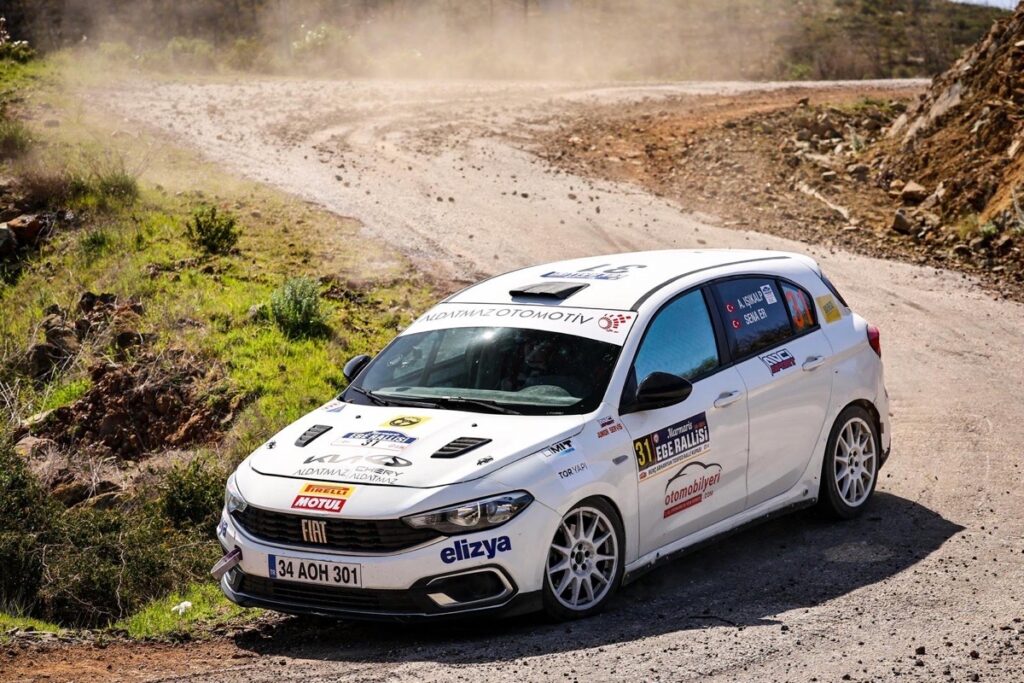 Alptekin Işıkalp'ten Marmaris'te Podyum Başarısı 2 Alptekin Işıkalp'ten Marmaris'te Podyum Başarısı