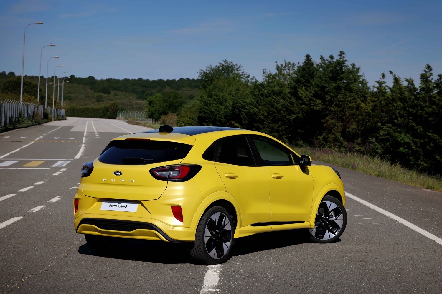 Ford’un Elektrikli Devrimi: Yeni Modeller Türkiye’de 3 Ford’un Elektrikli Devrimi: Yeni Modeller Türkiye’de