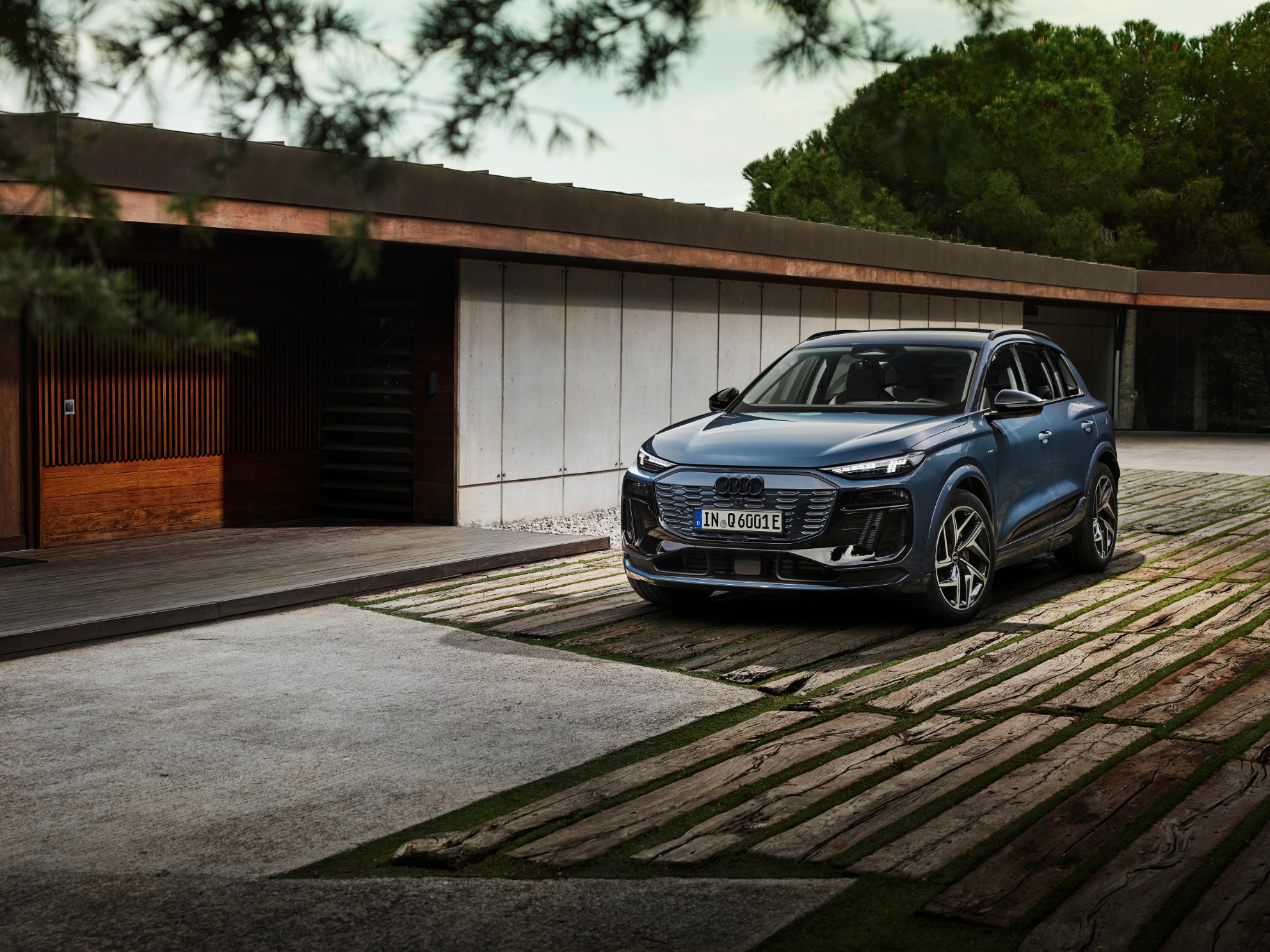 Audi Q6 e-tron Türkiye'de: Elektrikli SUV Segmentinde Yeni Dönem Başlıyor 2 Audi Q6 e-tron Türkiye'de: Elektrikli SUV Segmentinde Yeni Dönem Başlıyor