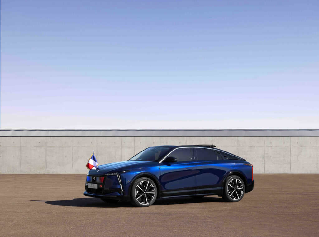 DS Automobiles, Révélations Fuarı’nda PRESIDENTIAL DS N°8 Modeliyle Sahne Aldı 21 DS Automobiles, Révélations Fuarı’nda PRESIDENTIAL DS N°8 Modeliyle Sahne Aldı