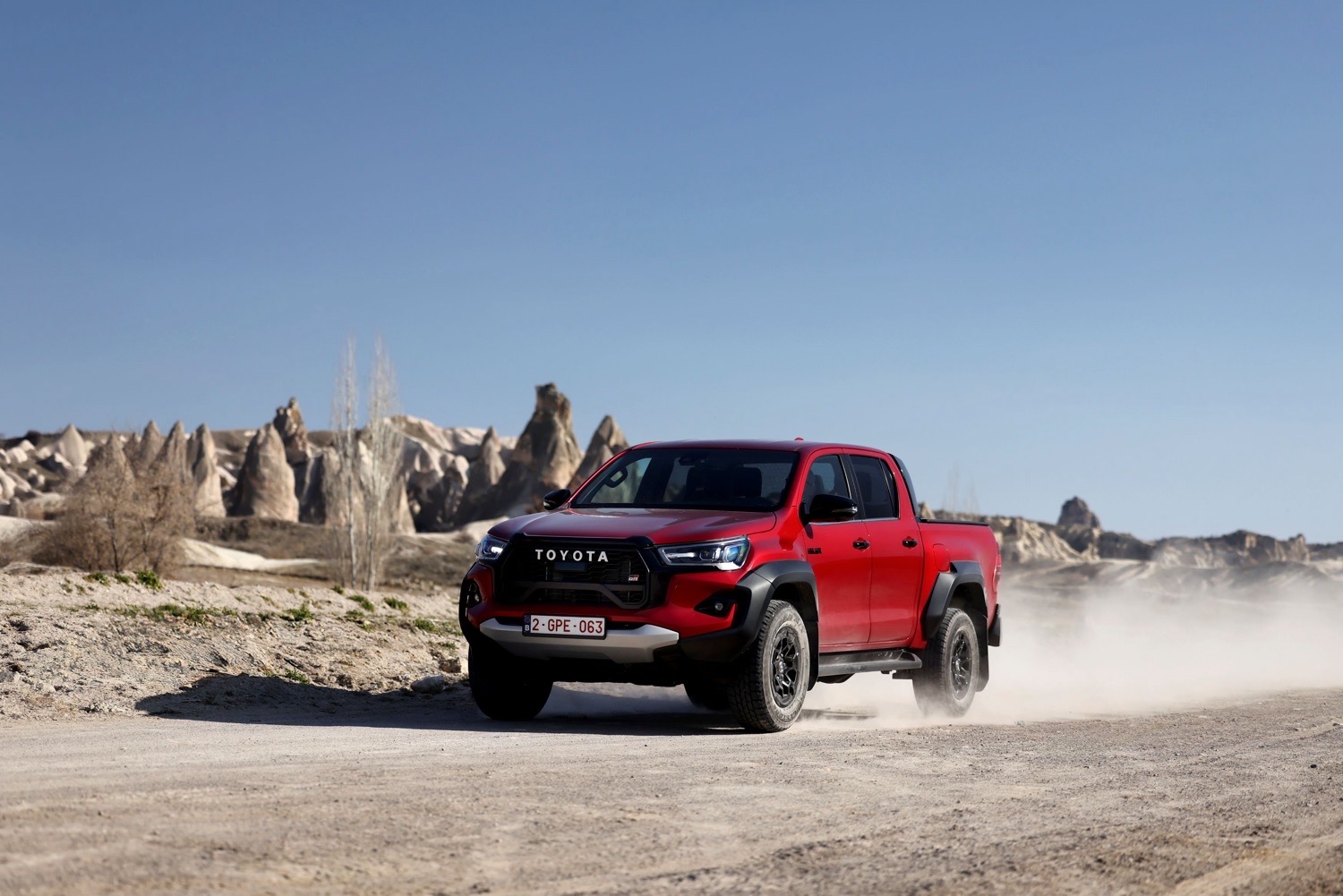 Toyota Hilux GR SPORT Türkiye’de Satışta! 3 Toyota Hilux GR SPORT Türkiye’de Satışta!