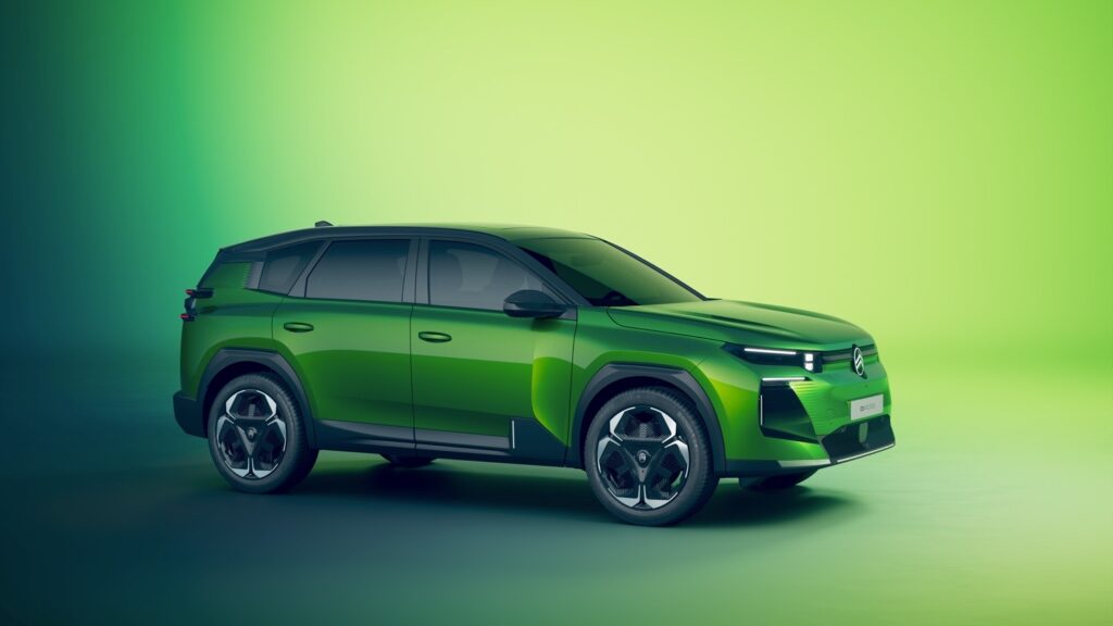 Yeni Citroën C5 Aircross Elektrikli ve Hibrit Gücüyle Geliyor 44 Yeni Citroën C5 Aircross Elektrikli ve Hibrit Gücüyle Geliyor