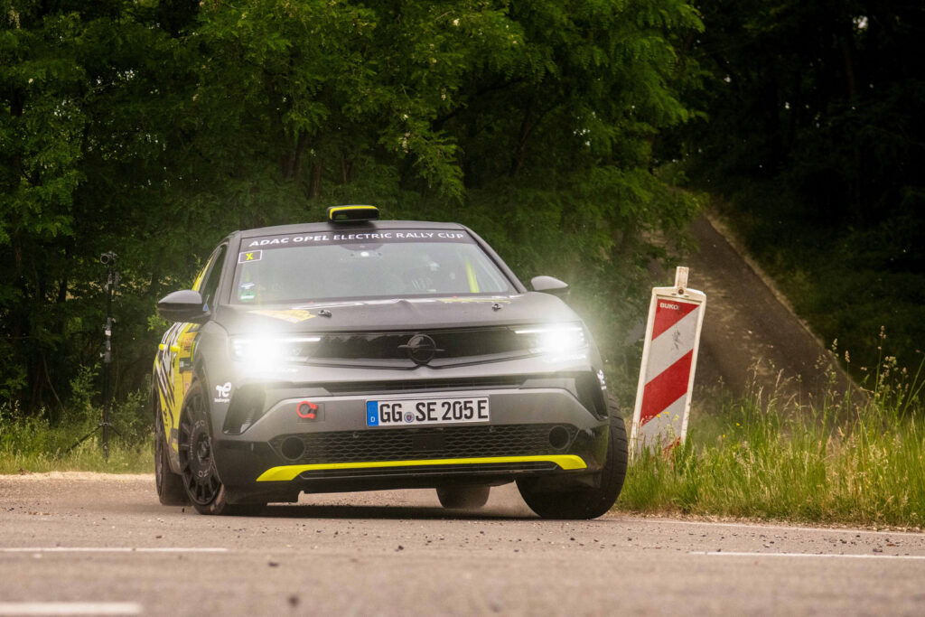Yeni Opel Mokka GSE Rally: Elektrikli Ralli Dünyasında Yeni Dönem Başladı 20 Yeni Opel Mokka GSE Rally: Elektrikli Ralli Dünyasında Yeni Dönem Başladı