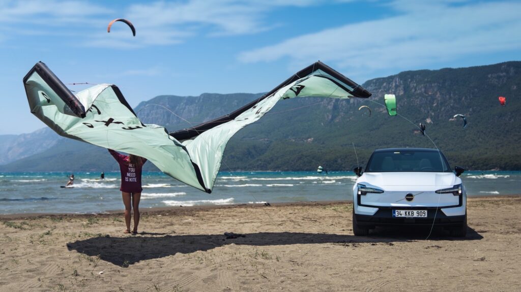 Volvo EX30 Türkiye’de: Kompakt, Elektrikli ve Etkileyici! 12 Volvo EX30 Türkiye’de: Kompakt, Elektrikli ve Etkileyici!