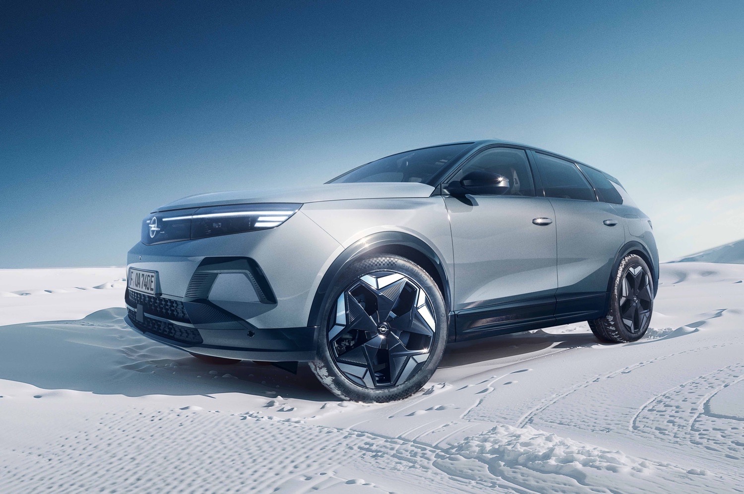 Opel’den Aileler İçin Elektrikli ve Geniş Seçenekler! 1 Opel’den Aileler İçin Elektrikli ve Geniş Seçenekler!