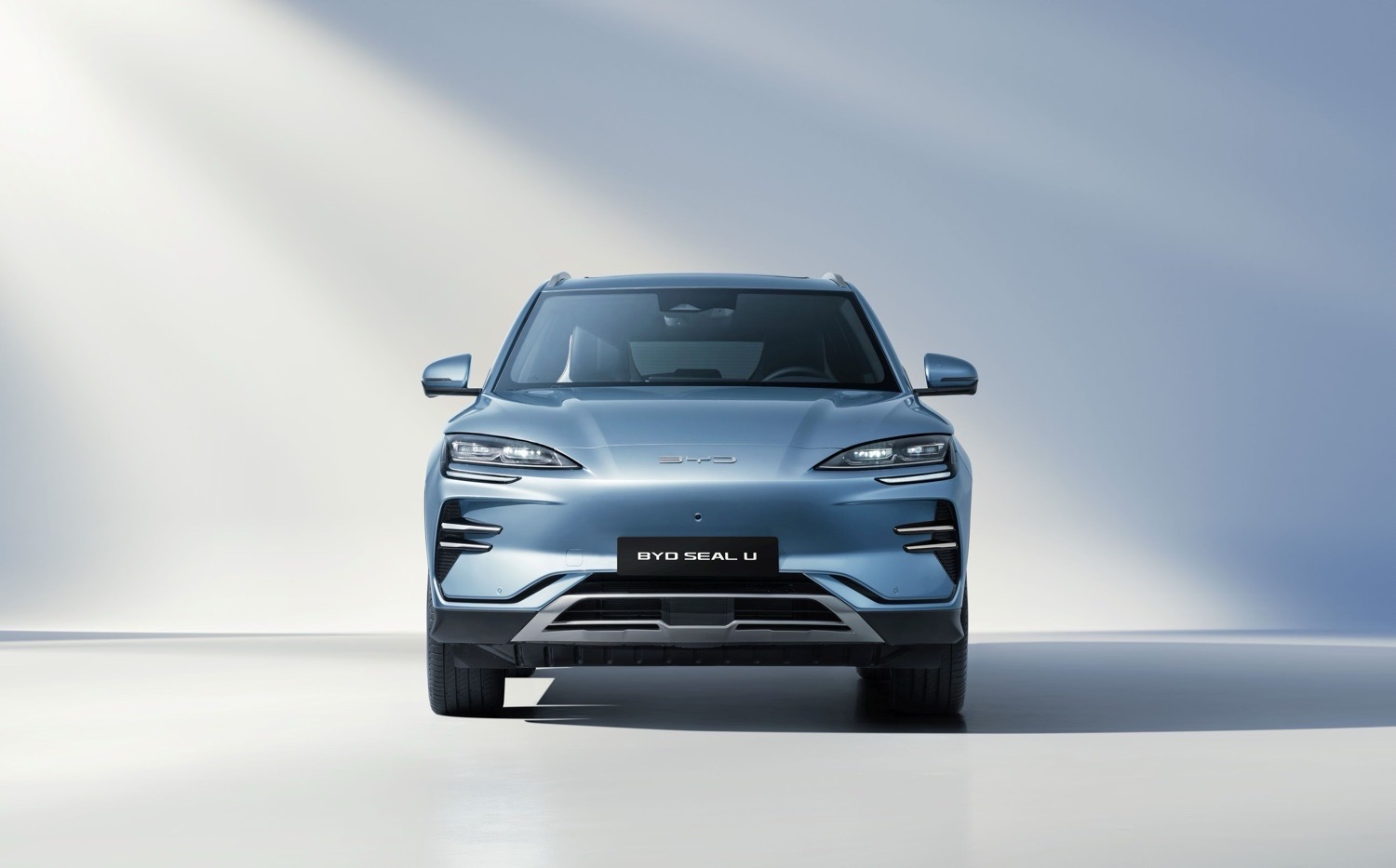 BYD SEAL U “Türkiye’de Yılın Otomobili” Seçildi 2 BYD SEAL U “Türkiye’de Yılın Otomobili” Seçildi