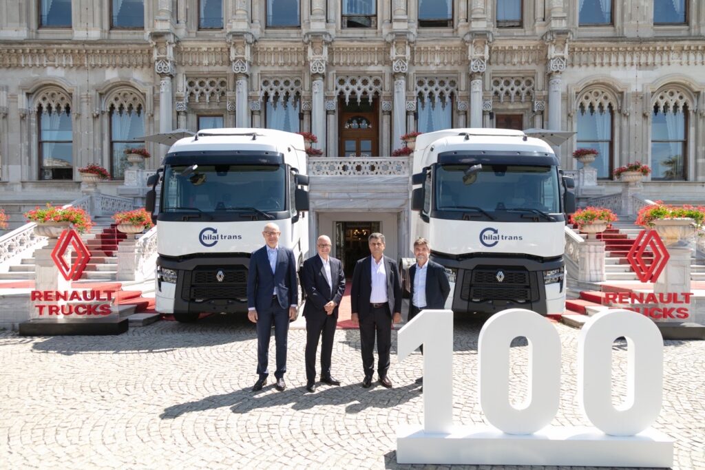 Hilal Trans Renault Trucks ile 100 Araçlık Anlaşma 33 Hilal Trans Renault Trucks ile 100 Araçlık Anlaşma