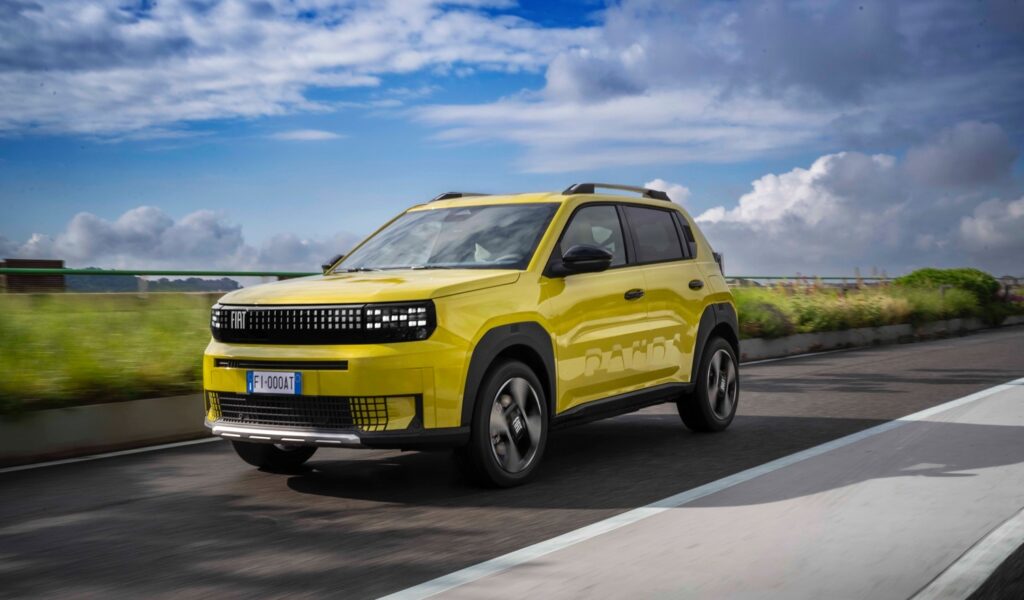 Stellantis Avrupa'da En Hızlı Büyüyen Hibrit Araç Üreticisi Oldu! 28 Yeni Fiat Grande Panda ön