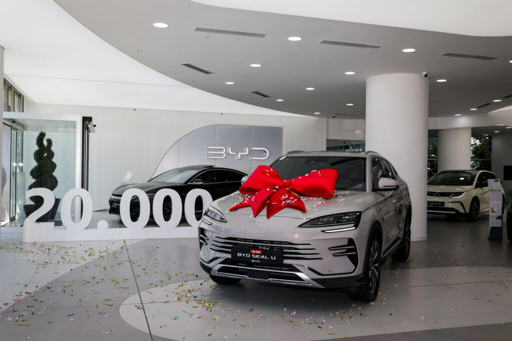 BYD SEAL U, Türkiye’de 20.000 Teslimatı Geride Bıraktı 48 BYD SEAL U, Türkiye’de 20.000 Teslimatı Geride Bıraktı