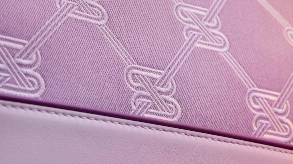 Rolls-Royce'dan Lüks Tutkunlarına Özel Aksesuar Koleksiyonu 3 Rolls-Royce'dan Lüks Tutkunlarına Özel Aksesuar Koleksiyonu