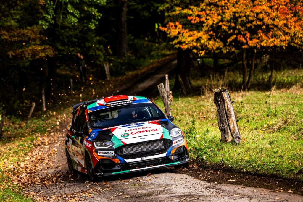 Castrol Ford Team Türkiye’den Tarihi Başarı: Junior WRC Üçüncülük Kupası Ülkemize Geldi! 12 Castrol Ford Team Türkiye’den Tarihi Başarı: Junior WRC Üçüncülük Kupası Ülkemize Geldi!