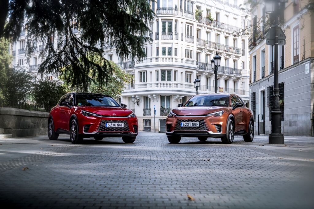 Koku, Ses ve Dokunuş: Lexus LBX Çok Duyulu Lüks Deneyimini Yeniden Şekillendiriyor 27 Koku, Ses ve Dokunuş: Lexus LBX Çok Duyulu Lüks Deneyimini Yeniden Şekillendiriyor