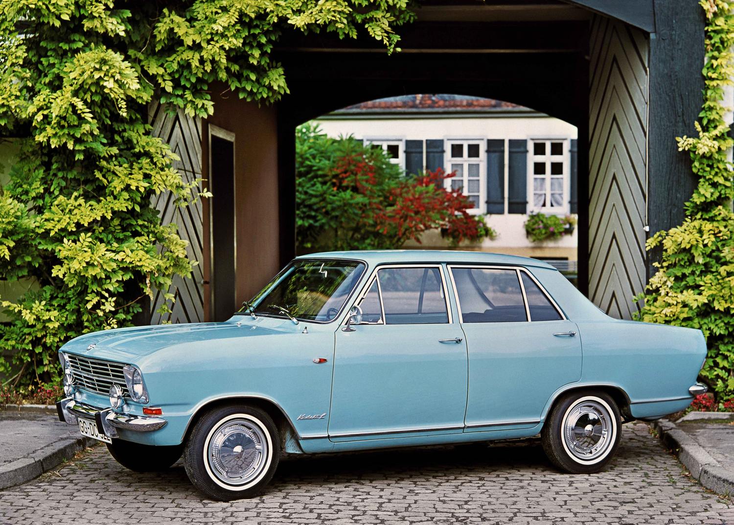 Geçmişten Geleceğe İkonik Miras: Opel Kadett B 60. Yıl Dönümünü Kutluyor 1 Geçmişten Geleceğe İkonik Miras: Opel Kadett B 60. Yıl Dönümünü Kutluyor