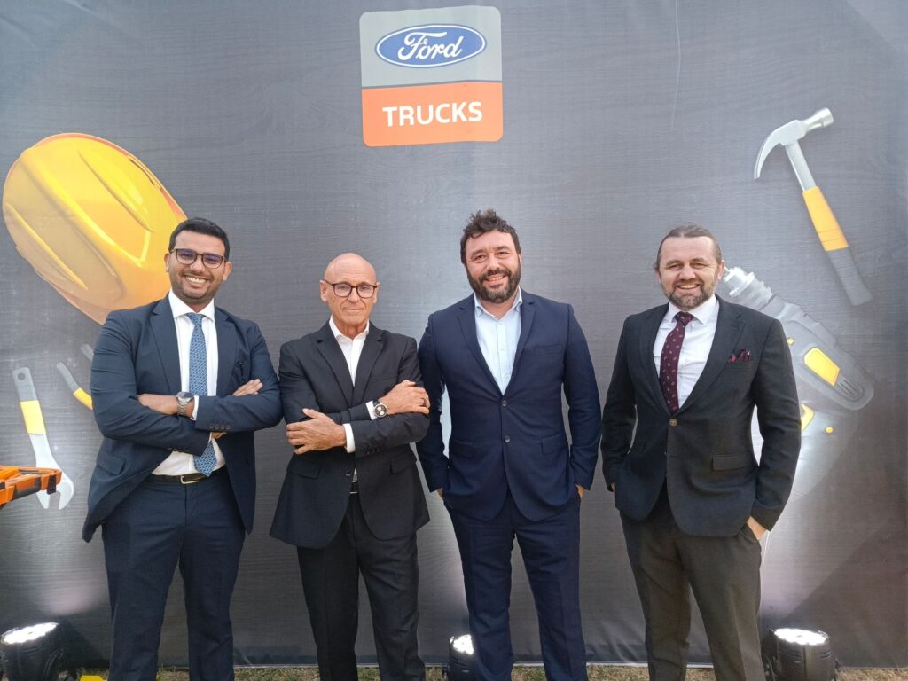 Batı Afrika Lojistik Hattında Yeni Dönem: Ford Trucks Senegal Pazarına Giriş Yaptı ve Operasyonlarını Başlattı 1 Batı Afrika Lojistik Hattında Yeni Dönem: Ford Trucks Senegal Pazarına Giriş Yaptı ve Operasyonlarını Başlattı
