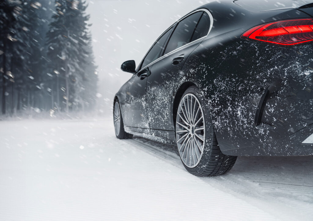 Kar Yağışını Beklemeyin: Petlas Kış Lastiği ile 7 Derece Uyarısı ve Yeni "EV Ready" Teknolojisi 2 Kar Yağışını Beklemeyin: Petlas Kış Lastiği ile 7 Derece Uyarısı ve Yeni "EV Ready" Teknolojisi