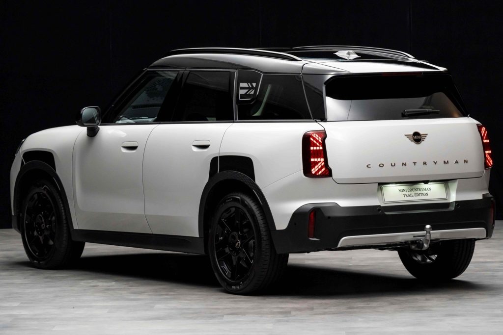 MINI Countryman Dark Edition Türkiye’de: İşte Fiyatı ve Tüm Özellikleri - etomobil.com.tr MINI Countryman Dark Edition Türkiye’de: İşte Fiyatı ve Tüm Özellikleri